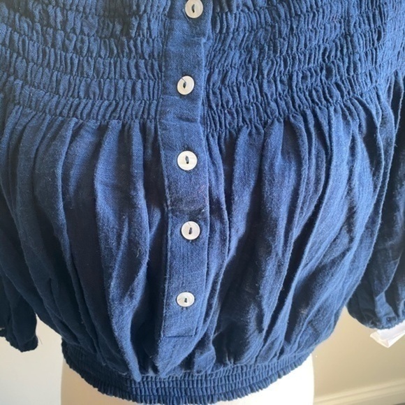 NWOT We The Free Navy Off Shoulder Top Size M - Picture 2 of 6